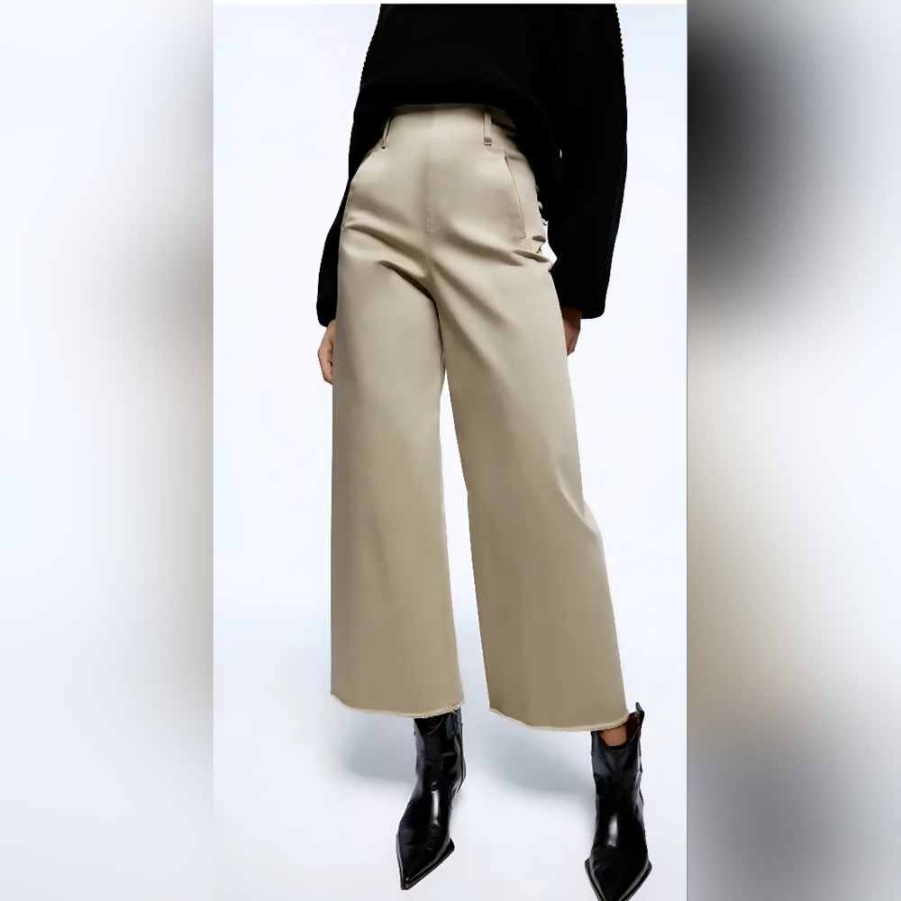 ZARA Wide-Leg Cropped Trousers In Olive Khaki. Size 4 NWOT